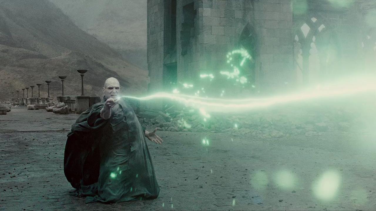 Гарри и Волдеморт дуэль